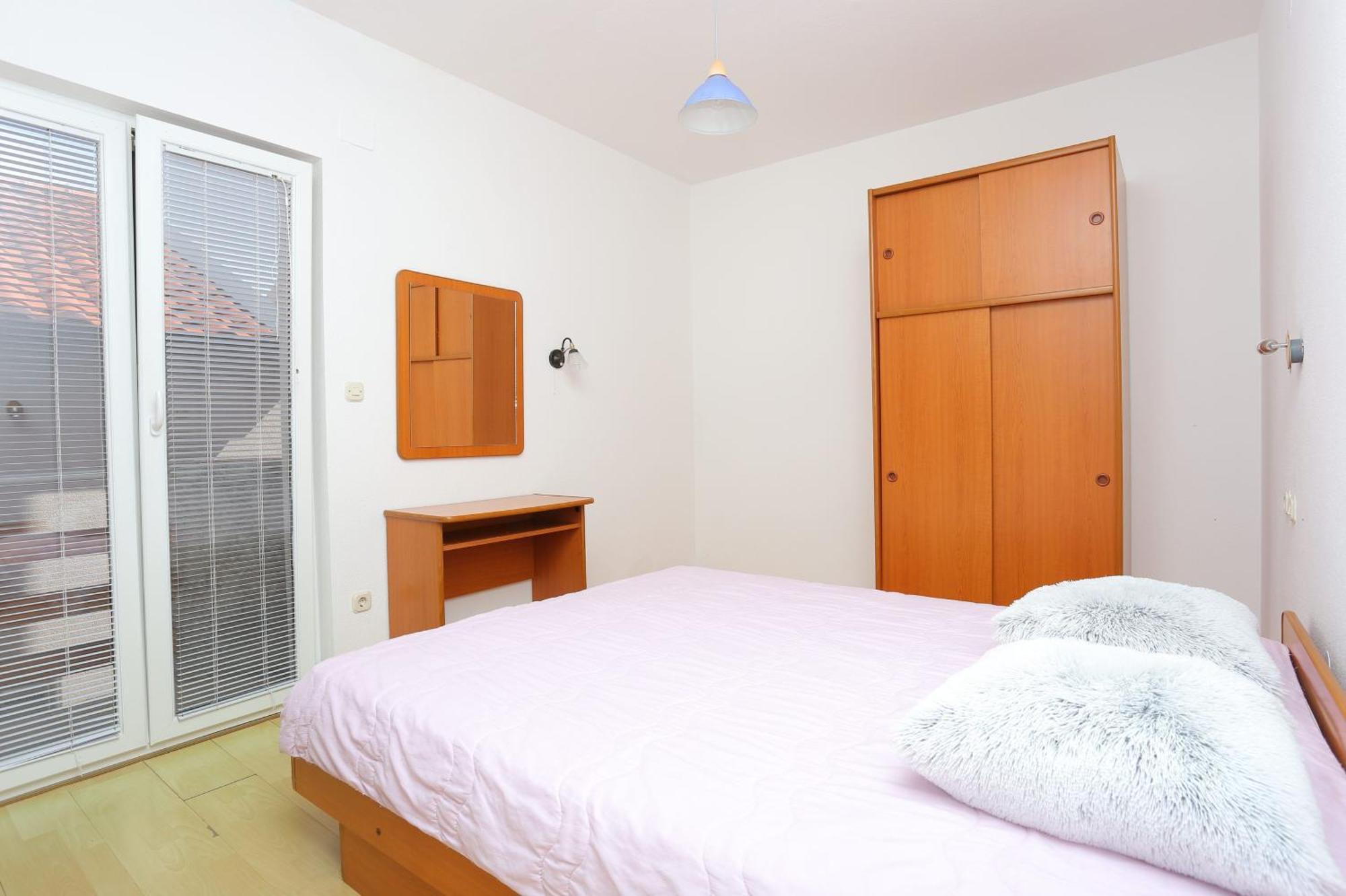 Apartments With A Parking Space Brela, Makarska - 789 Exterior photo